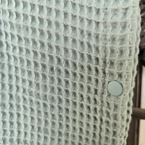 ZICOTO Soft Hooded Waffle Cotton Beach Towel for Kids - Picture 4 of 6